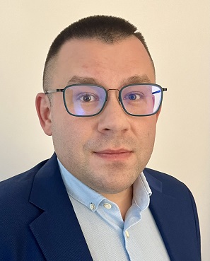 Author profile picture